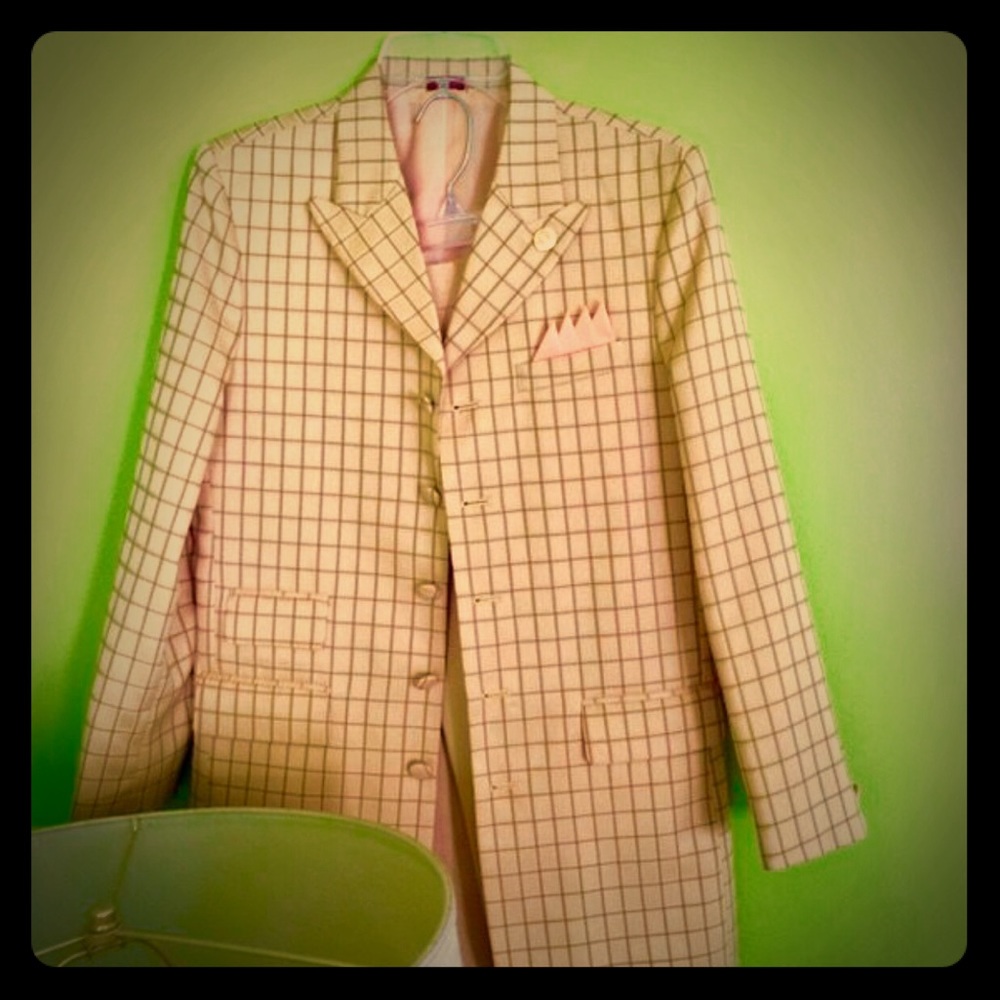 Young men‘s suit